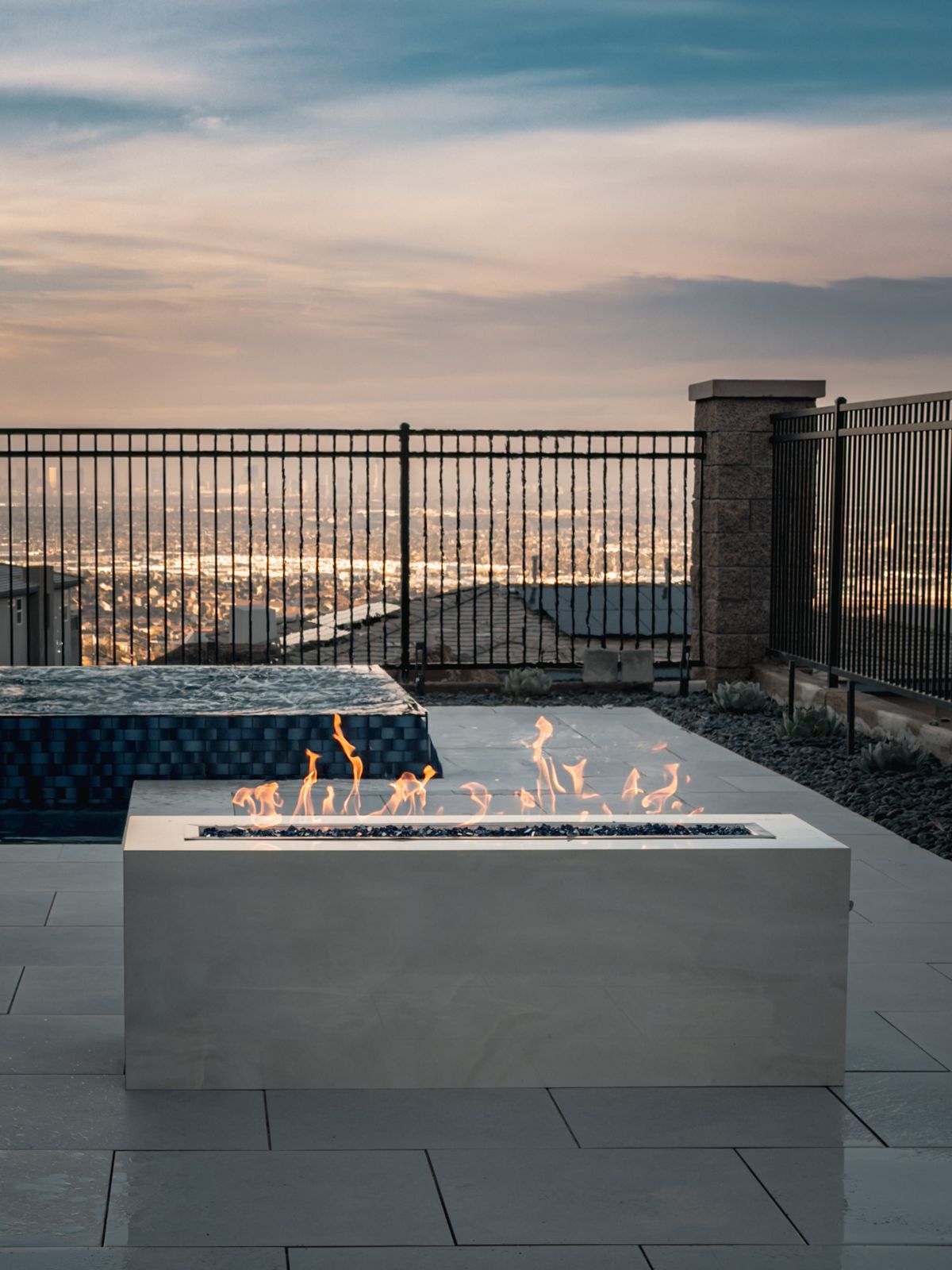 Custom pool by Pools R Us Arizona